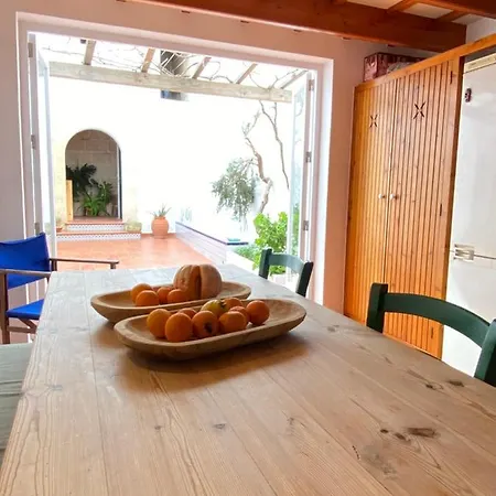 Santa Rosalia Tatil Evi *